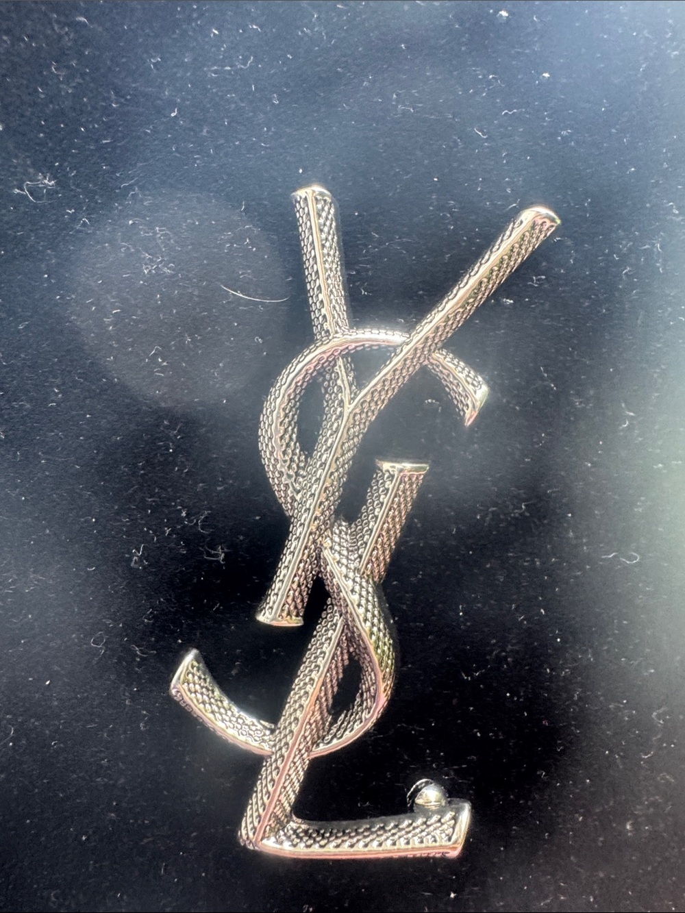 Brooch Interlocking Pin - Picture 2 of 4